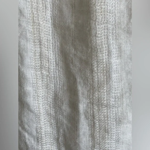 CP Shades Linen Top - Picture 5 of 8